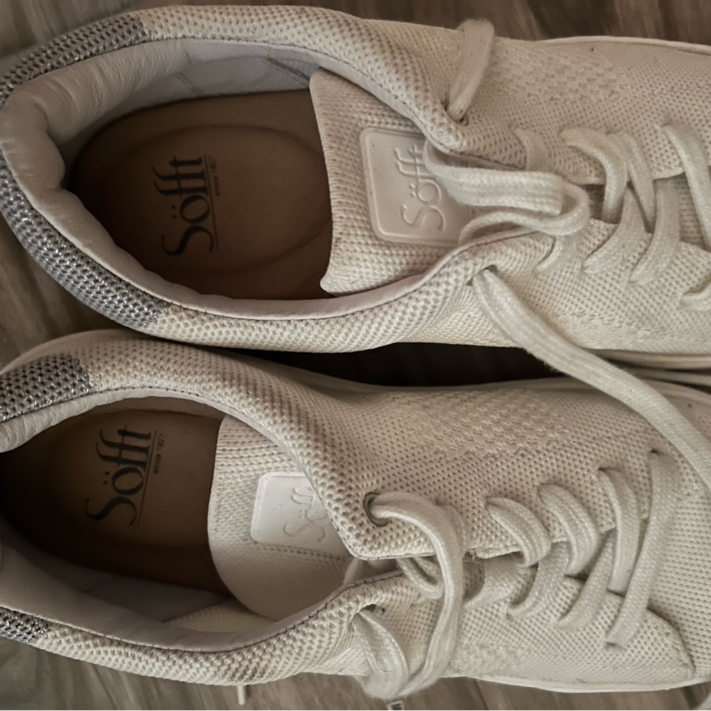 SOFFT white mesh sneakers. Size 9 1/2. Brand new, but no tags